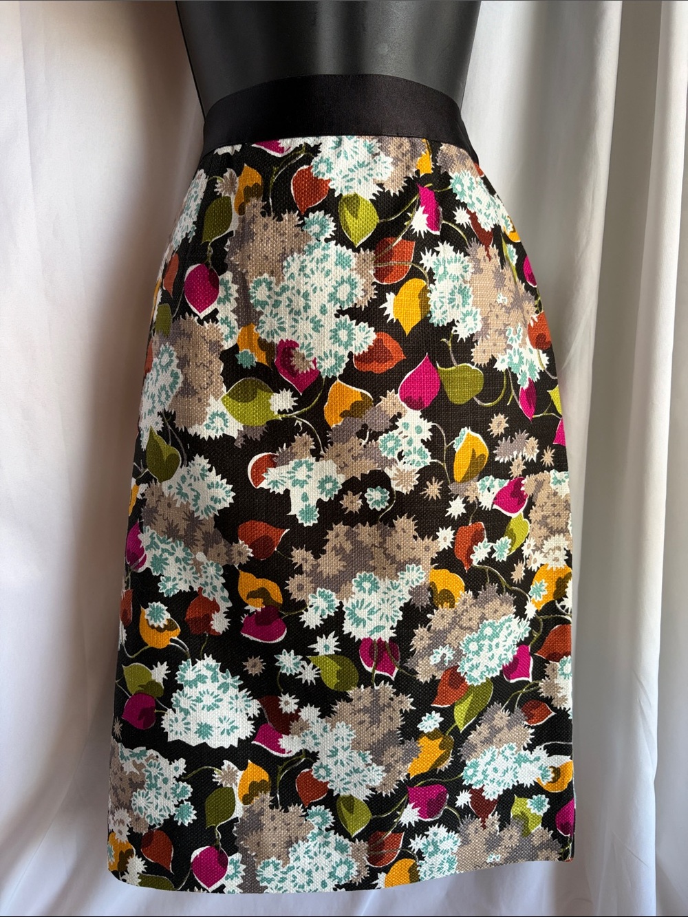 Anthropologie Linen Blend Black Floral Pencil Skirt with Multicolor Leaf Accents